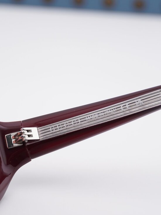 Gucci GG2012S 002 Square Sunglasses - Solid Burgundy\\Burgundy Gradient main image 5